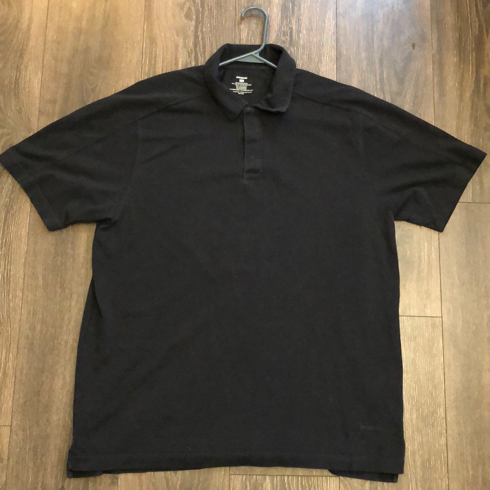 Patagonia Men’s XL collared shirt